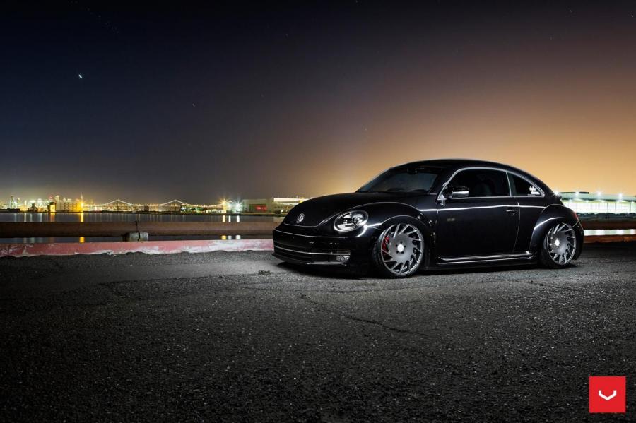  Volkswagen Beetle on Vossen Wheels (VLE1) 2015 года  (фото 5 из 7)